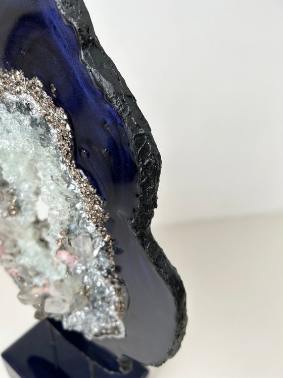 Luxury Geode Slice Black Navy , Crystal Explosion, Unique gift, Home Decor, Luxury art, Crystal art, Geode sculpture, Standing geode