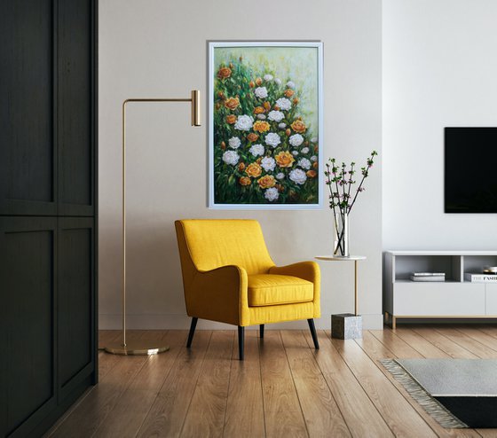 White and Gold in Bloom