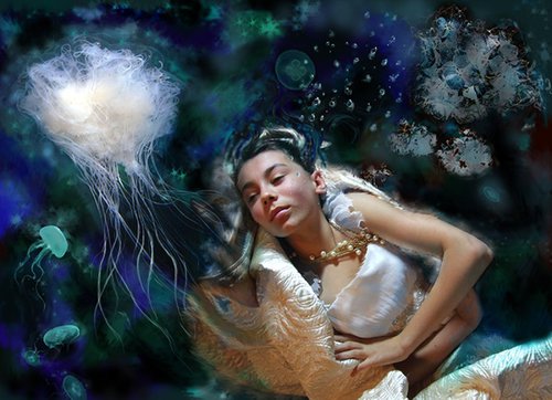 Dreams by Anna Sidi-Yacoub