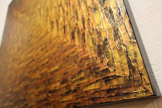 Large square gold gradient