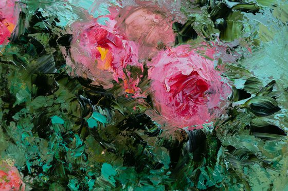 "Pompadour tondo with roses " - floral impasto oil painting