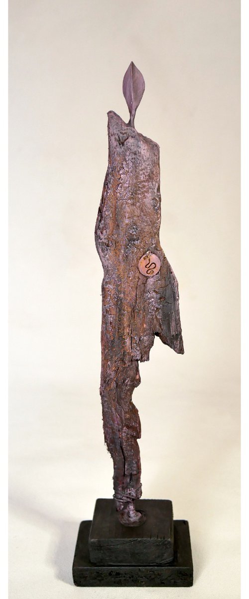 Figure-Totem by Lionel Le Jeune