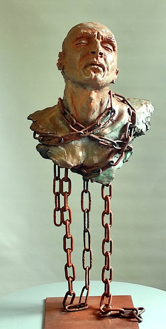 "Häftling.ru" 65x32x20cm .Unique mixed media sculpture