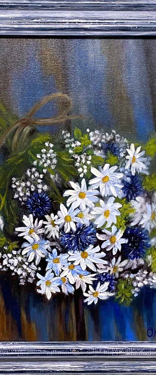 Bouquet of daisies by Olga Kurbanova
