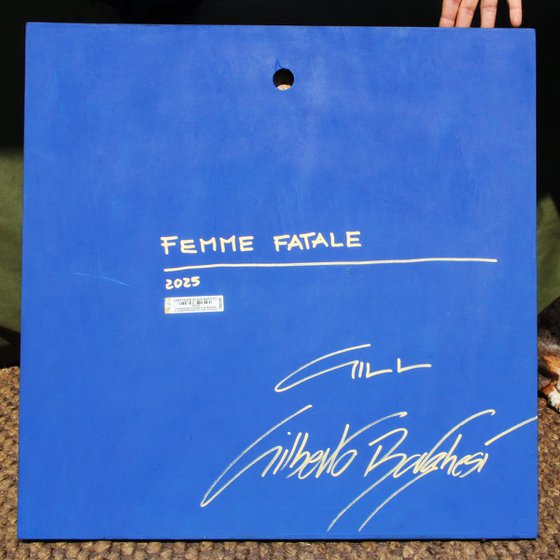 FEMME FATALE