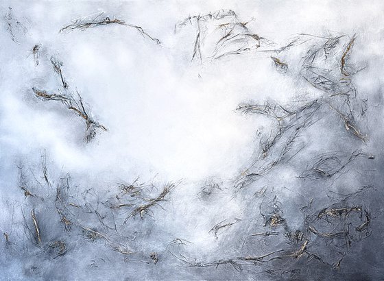 Golden Traces of Mist