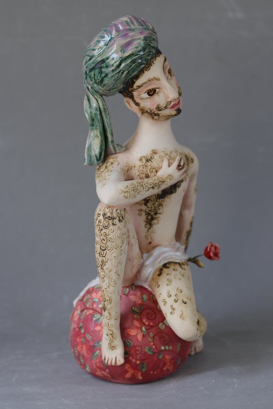 Rose of Cairo, Ceramic sculpture