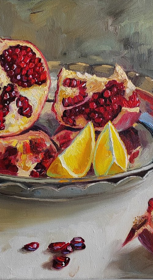 Pomegranate lemon fruit by Leyla Demir