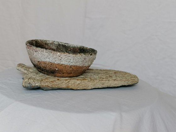 Wabi -Sabi ceramic bowl