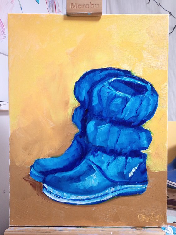 Still life with the blue rubber boots
