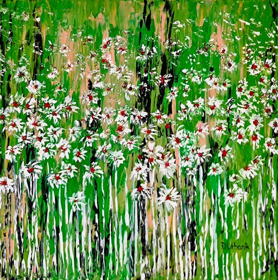 Daisies In The Grass 5