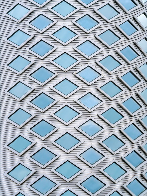 METAL GEOMETRIES