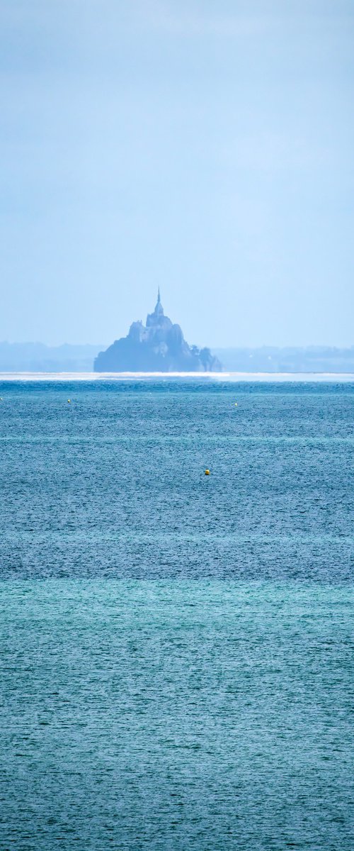 MONT SAINT MICHEL HORIZON by Fabio Accorrà