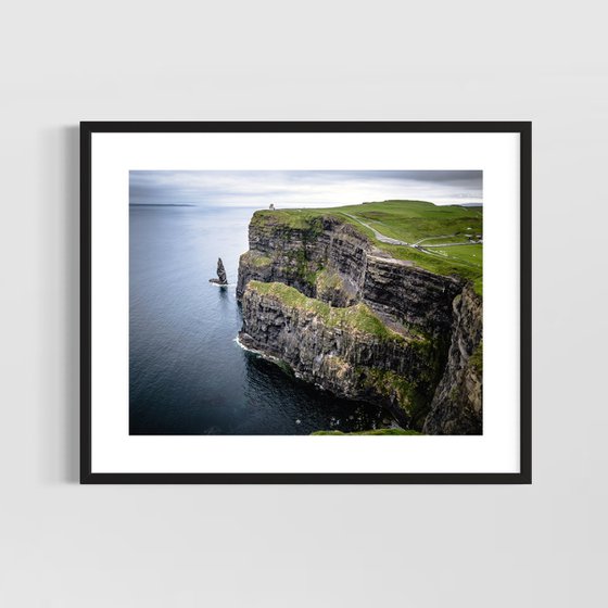 WONDERFUL CLIFF