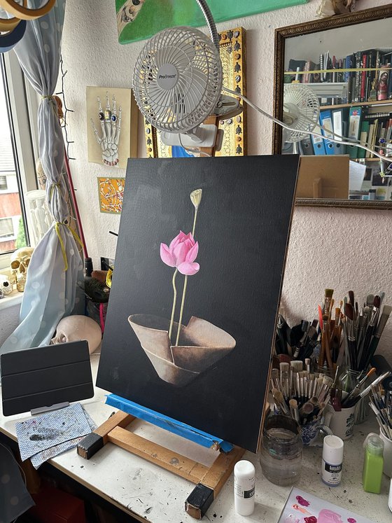 Ikebana: Lotus Flower