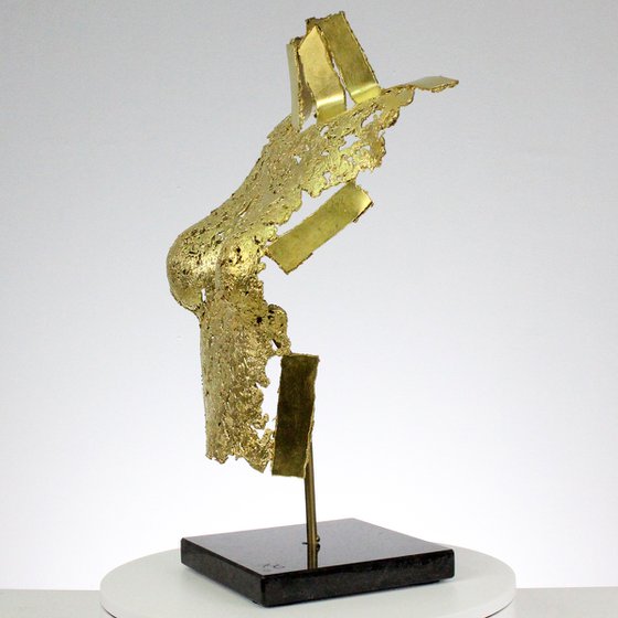 Belisama Jocaste - Sculpture bust woman lace bronze and gold leaves