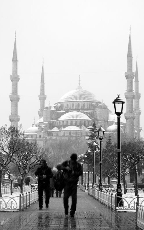 Winter day in Istanbul - Signed Limited Edition by Serge Horta