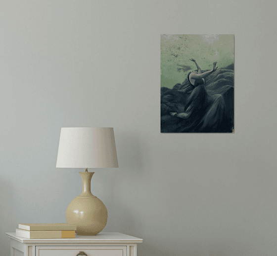 Green lake. Woman underwater