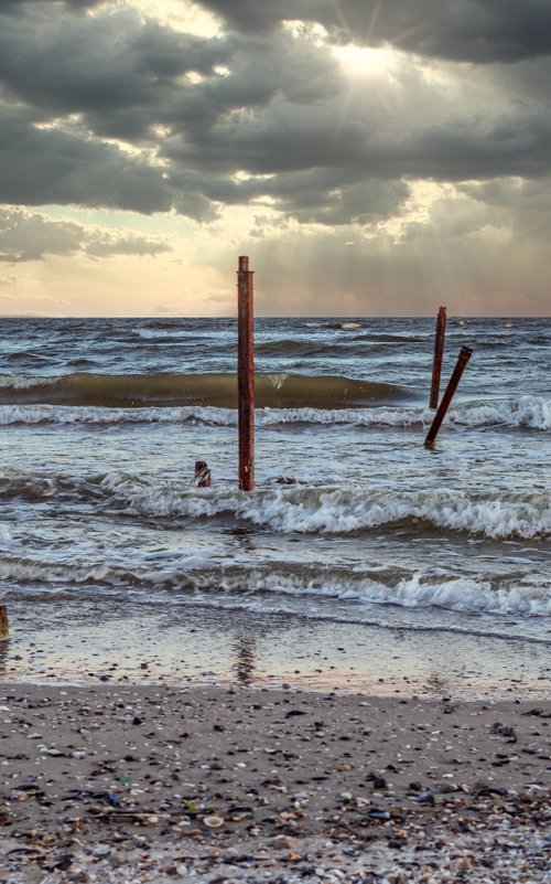 Evening sea by Vlad Durniev