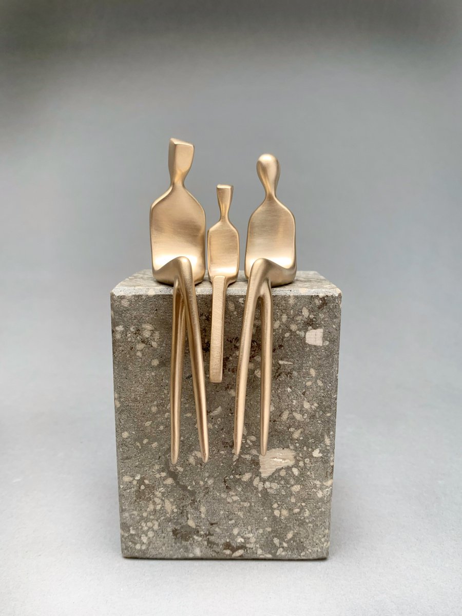 Family of three (or custom family of 3-8 members) Sculpture by Yenny ...