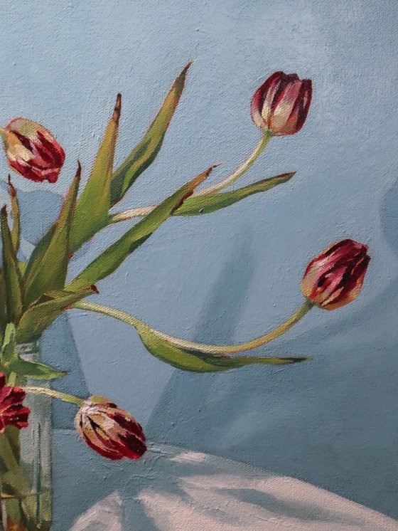 Tulips' dance