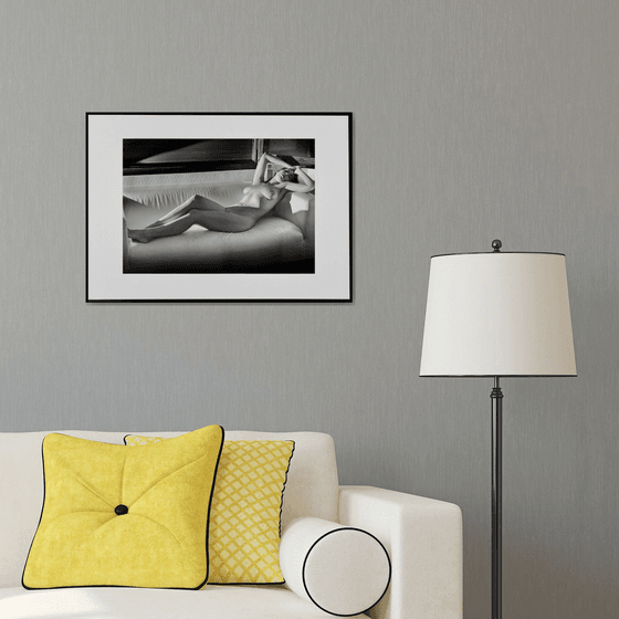 " Woman on the sofa " Limited edition 1 / 15