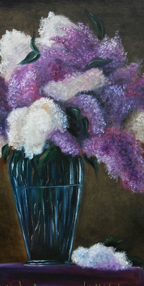 Elegant Beauty: Lilac Bouquet by Tanja Frost