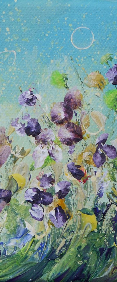 Mini meadow gem 2 by Emma Sian Pritchard