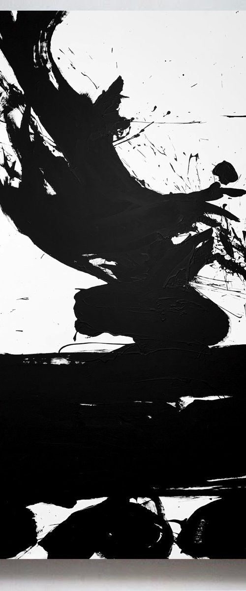 Black 28x by Rosi Roys