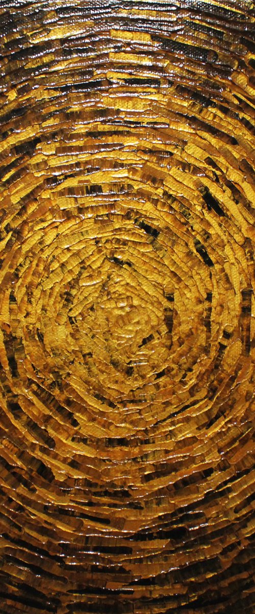 Burst of gold brown color by Jonathan Pradillon