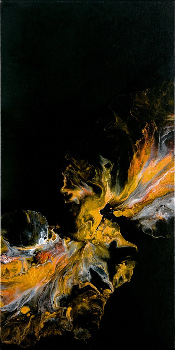 Molten Silence – Black & Gold