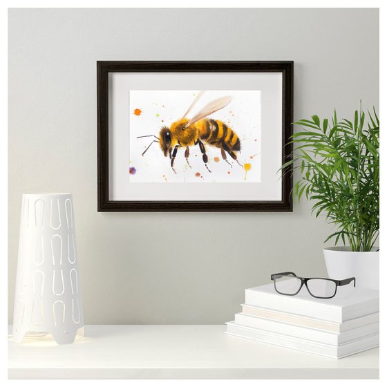 Bee - Bee watercolor painting - Bumble Bee -  Honey Bee - Flying bee - insect art