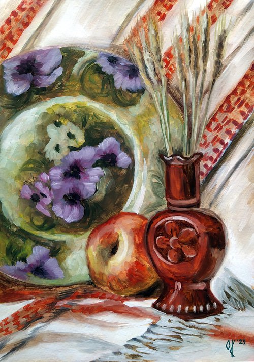 Porcelain Vase and Apple by Olena Kucher