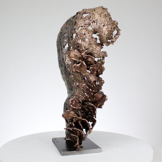 Pavarti Robins - Sculpture body man metal lace steel, bronze and brass