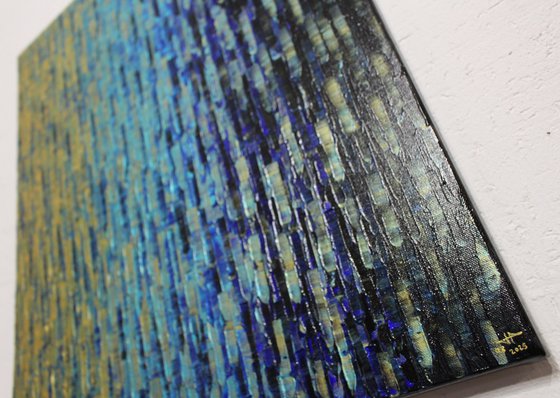 Blue-gold gradient