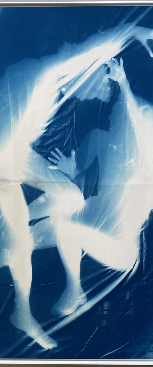 El Baile- Cyanotype on fabric by Georgia Merton