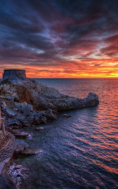 SUNSET SPECTACULAR IN PORTOVENERE by Giovanni Laudicina