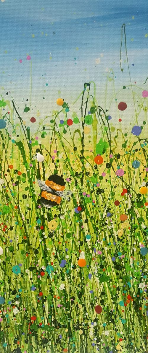 Bumble All The Way by Lucy Moore