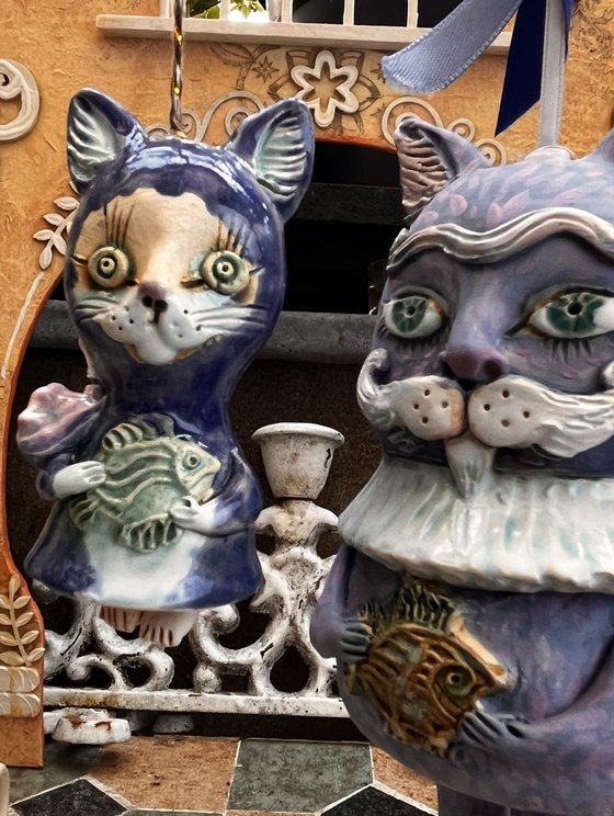 Blue Cat with Kittens