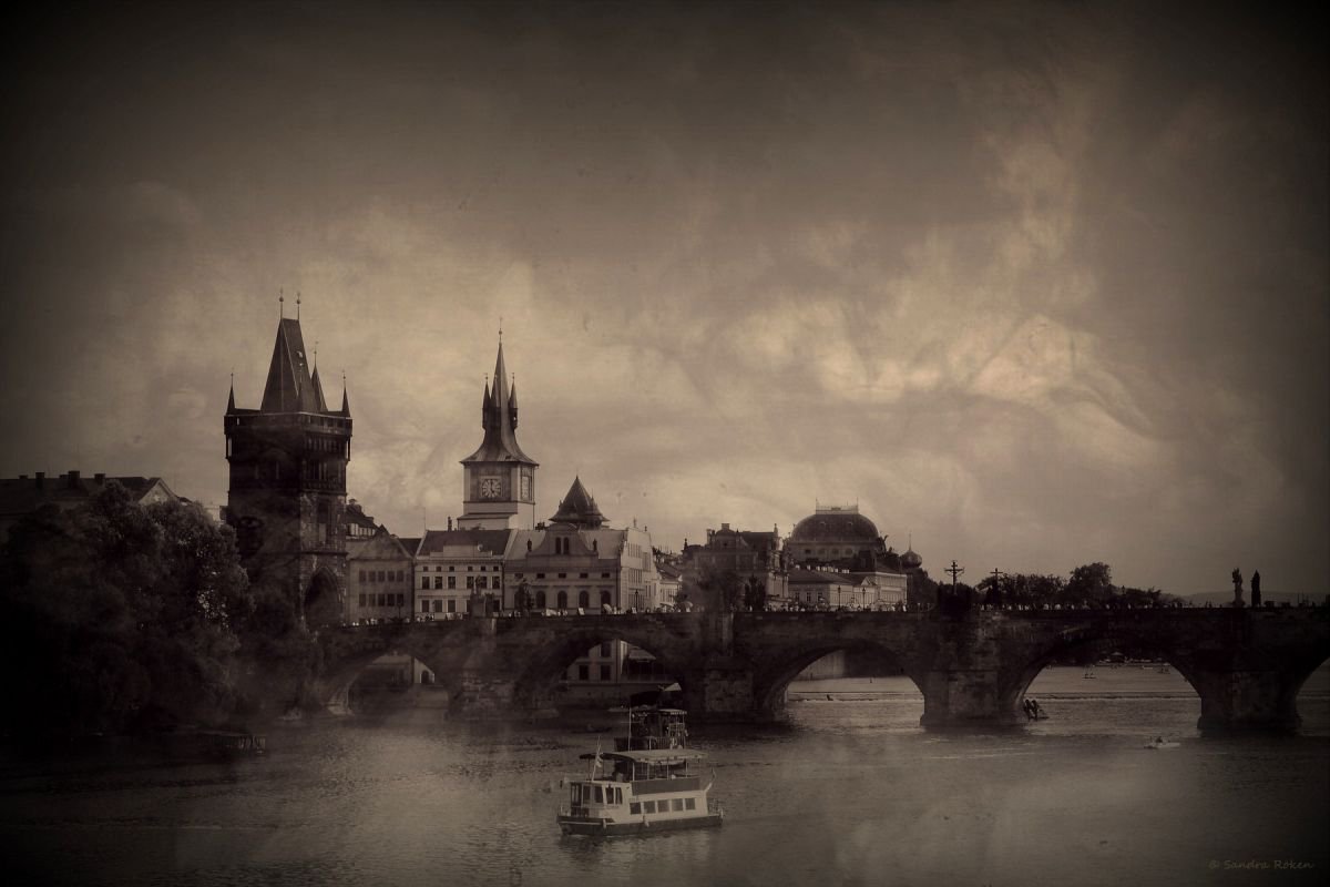 - Prague / Charles Bridge - Canvas 75 x 50 cm by Sandra Roeken