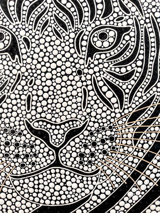 Hypnotic Black and White Tiger