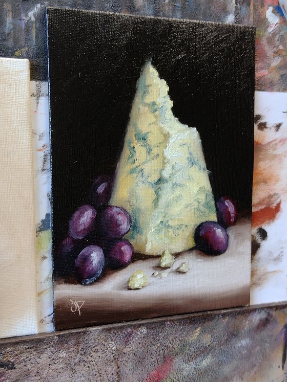 Stilton Cheese with grapes