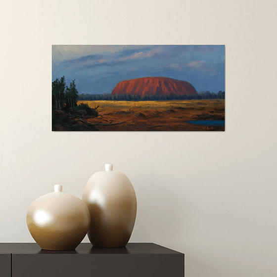 Morning atmospheric light on Uluru (Ayers Rock)