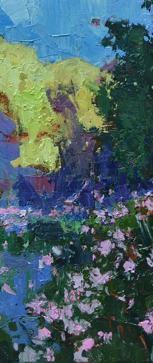 Garden light. by Vytautas Laisonas