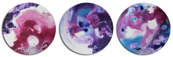PINK TRIO * SMALL TRIPTYCH * ROUND CANVAS * 30 x 90 cms * WHITE * BLUE * PINK