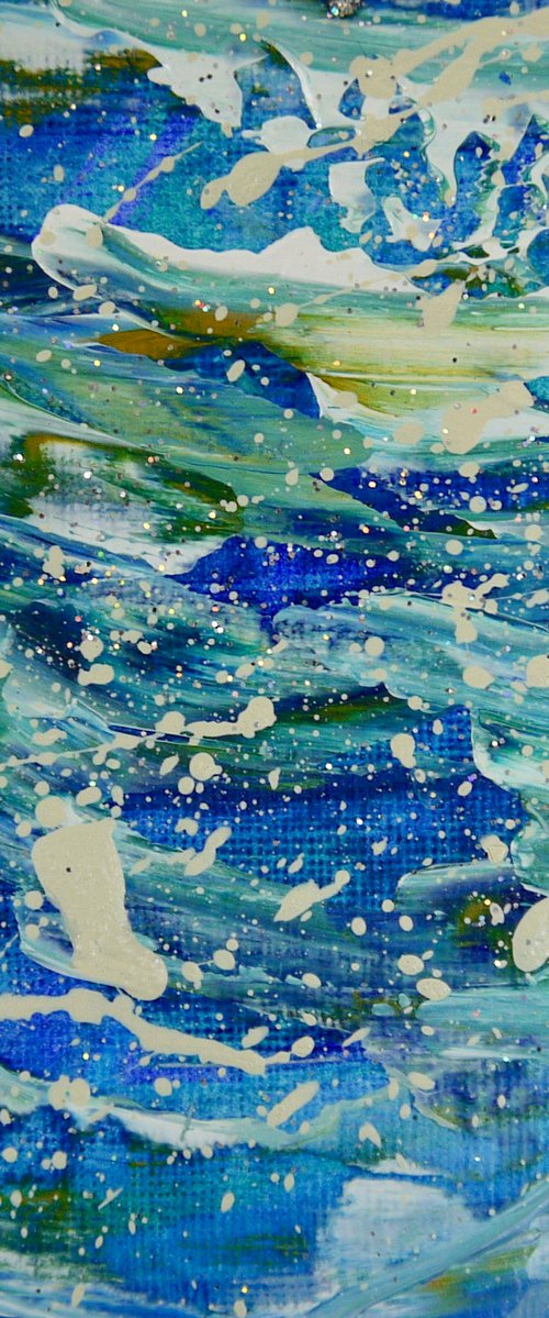 Ocean spray 3 by Emma Sian Pritchard
