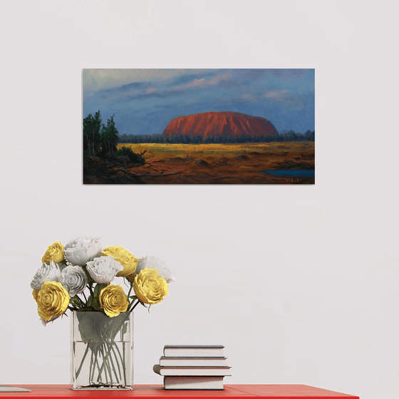 Morning atmospheric light on Uluru (Ayers Rock)