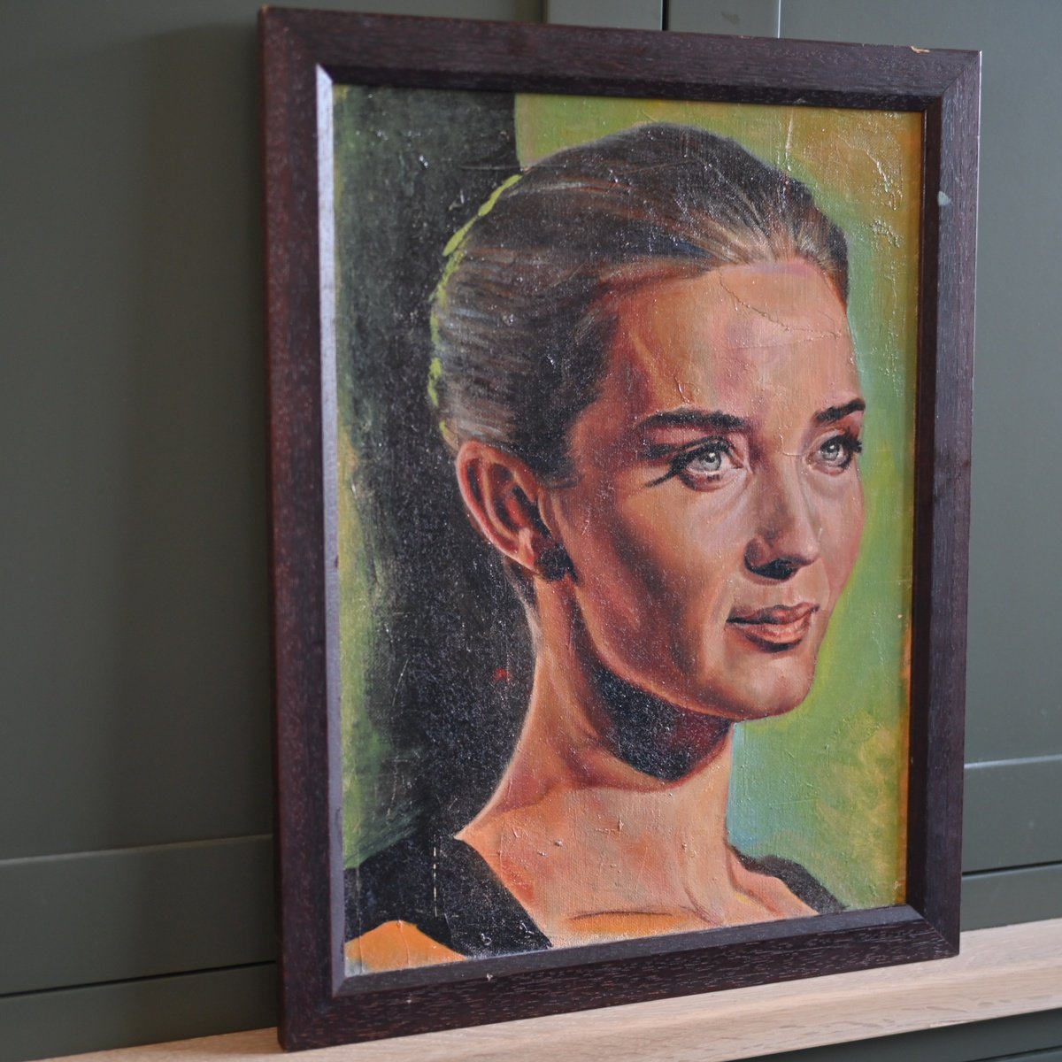 Photorealistic Portrait Oil Painting By Michael Juniper, 14 X 18", Emily (Green), Original Artwork