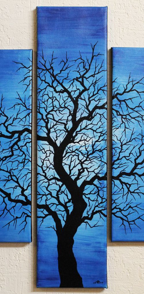 Silhouette of undulating tree by Jonathan Pradillon