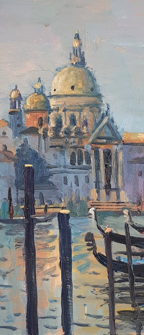 Venice Salute Church by Roberto Ponte